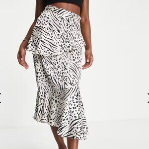NWT Topshop ruffle midi skirt in zebra print- US 10